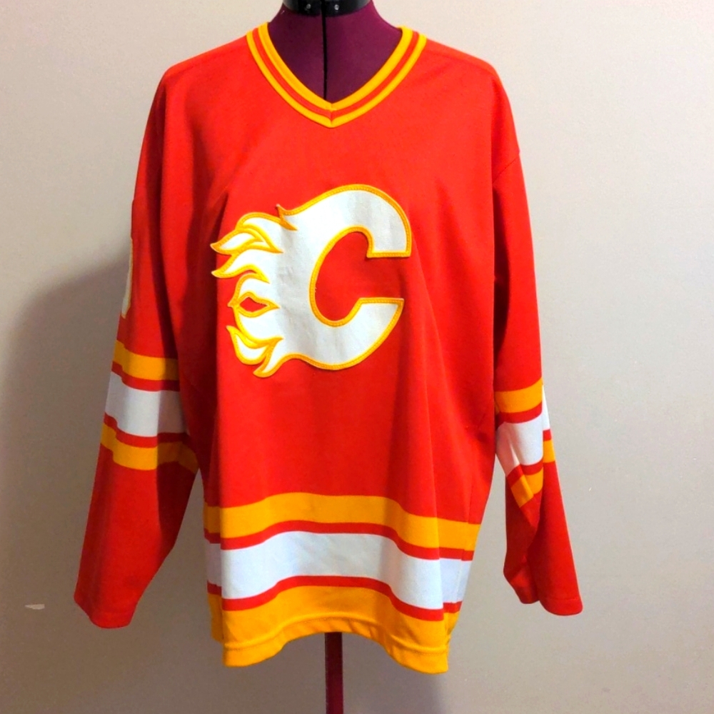 Vintage collector's Calgary flames jersey